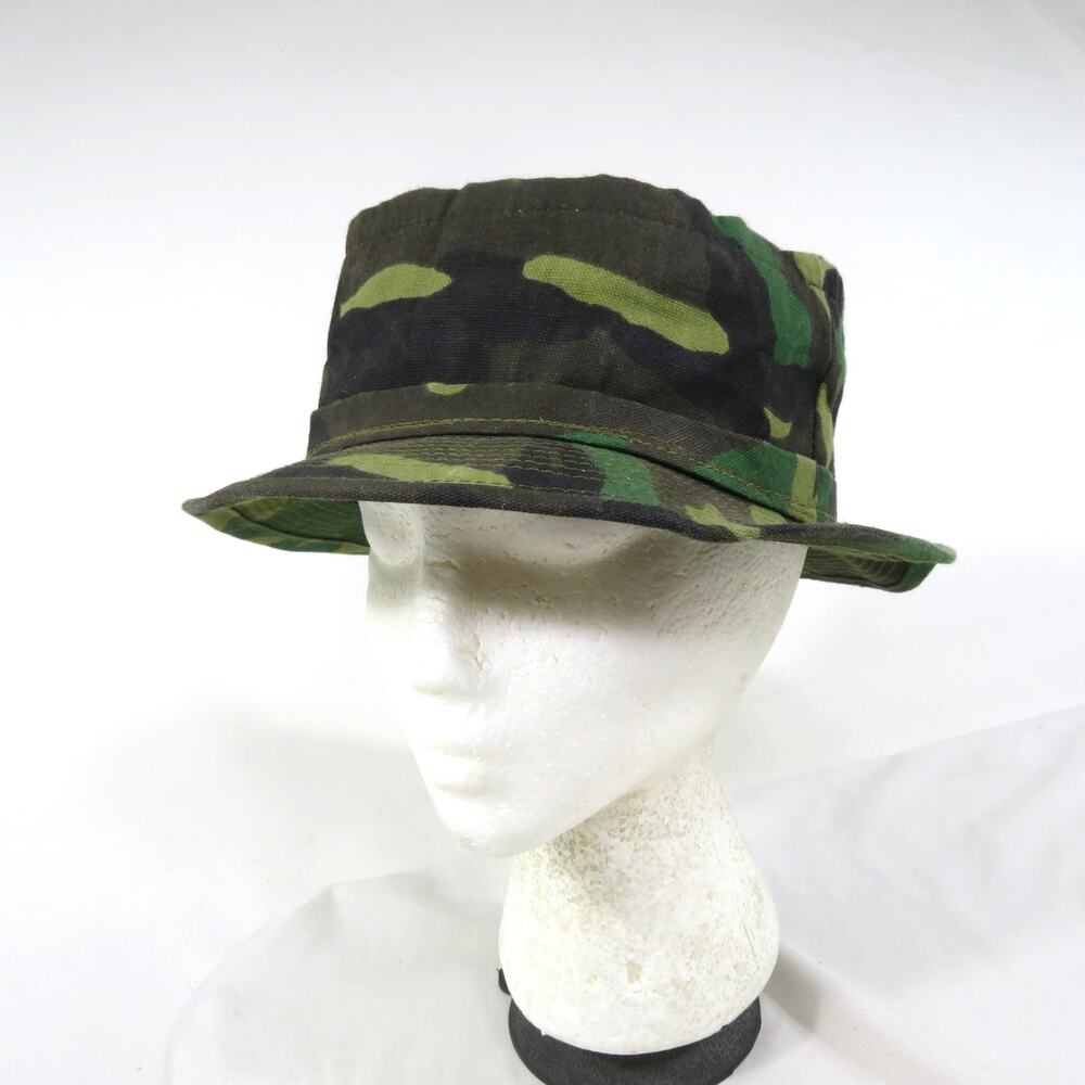 Woodland Camouflage Bucket Boonie Hat Green Brown K-Mart Brand Sz L 1980s